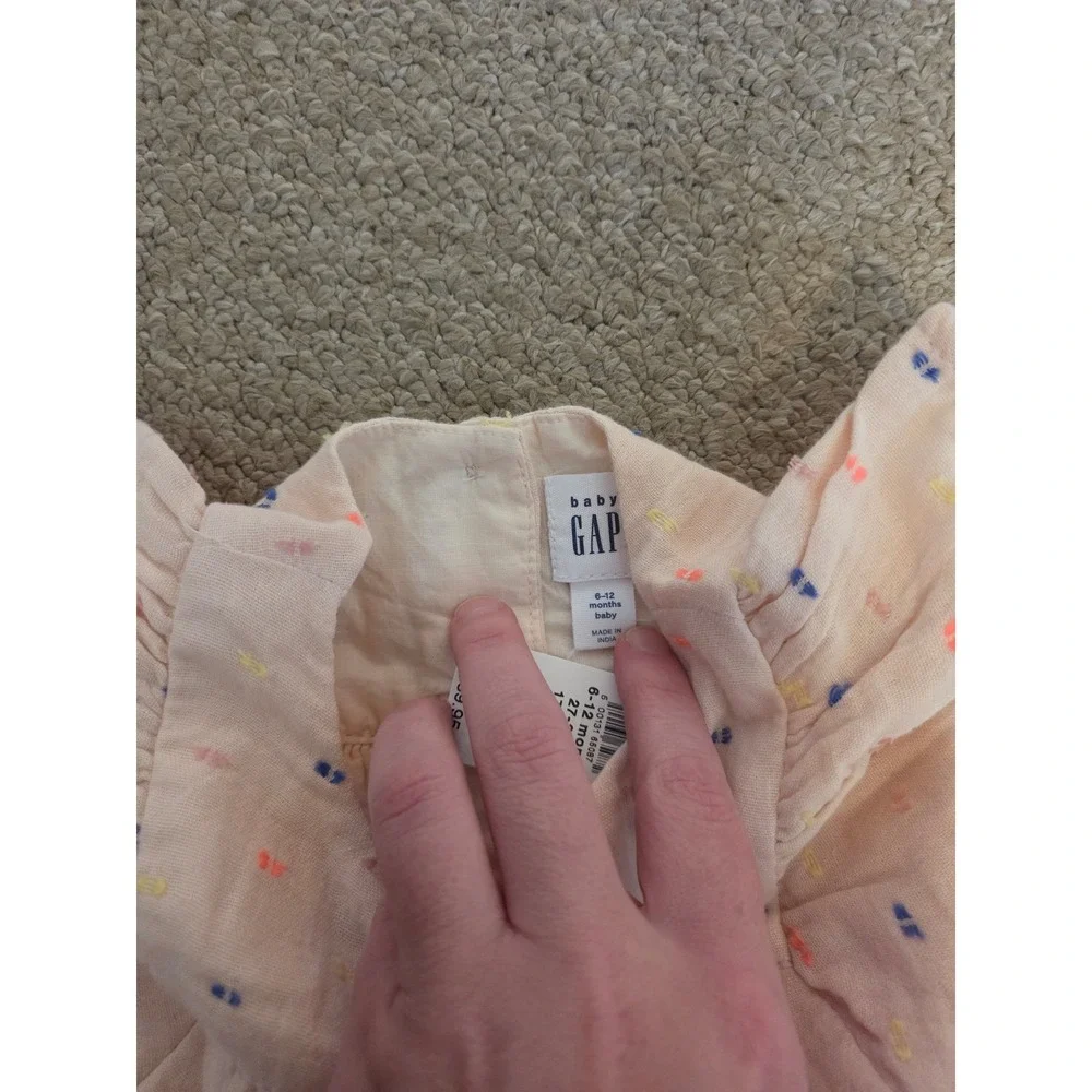 Baby gap outfit 6-12 mos